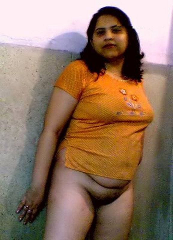 Sarita Ki Nangi Tasveer - Hot Sarita Bhabhi Nude Fucked By Hubby - Indian Sex Photos
