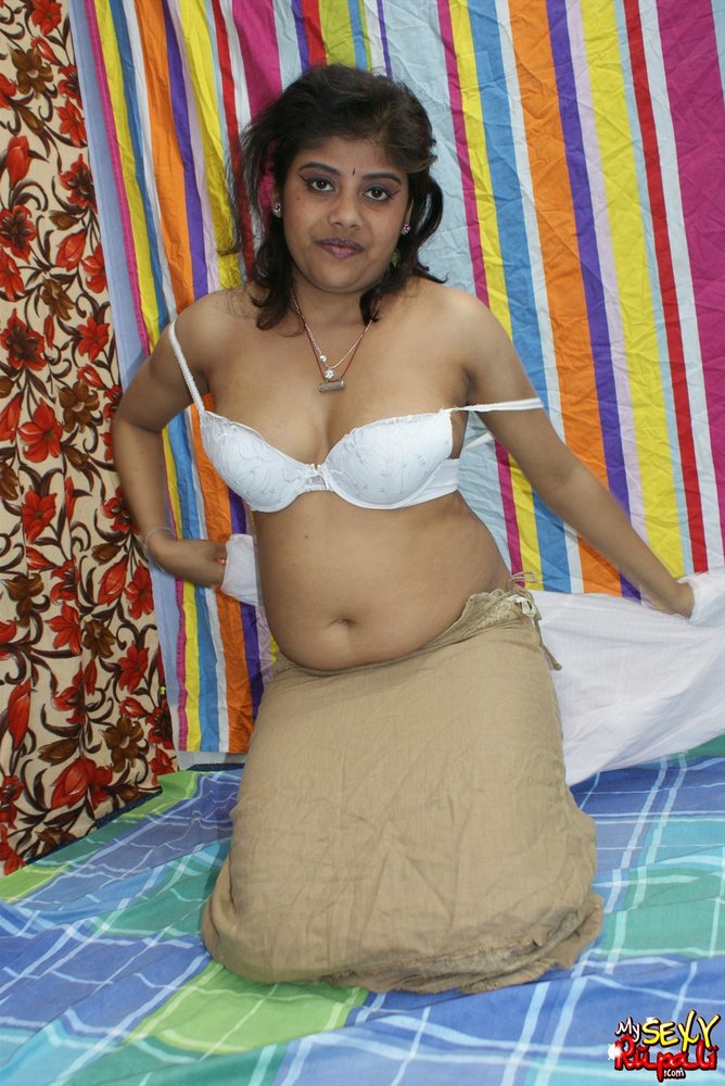 Indian Babe Rupali Sexy Western Skirt Stripping Naked Indian Sex Photos